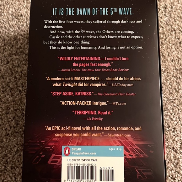 “The 5th Wave” Book Trilogy by Rick Yancey! - Picture 3 of 3